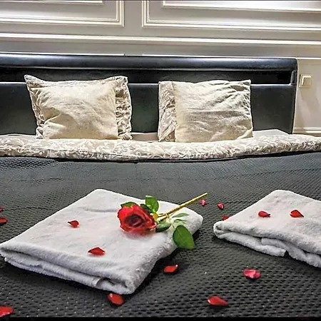 Hotel Shine Jacuzzi Starowislna 4*